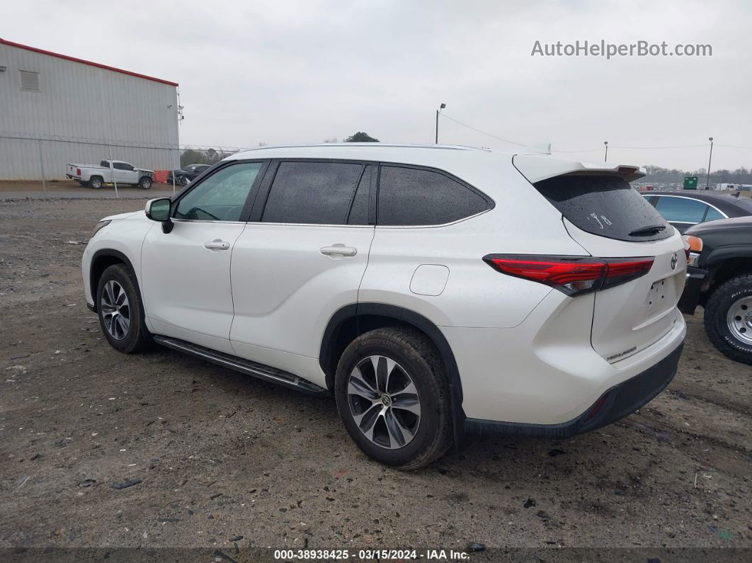 2021 Toyota Highlander Xle White vin: 5TDGZRBH6MS104703