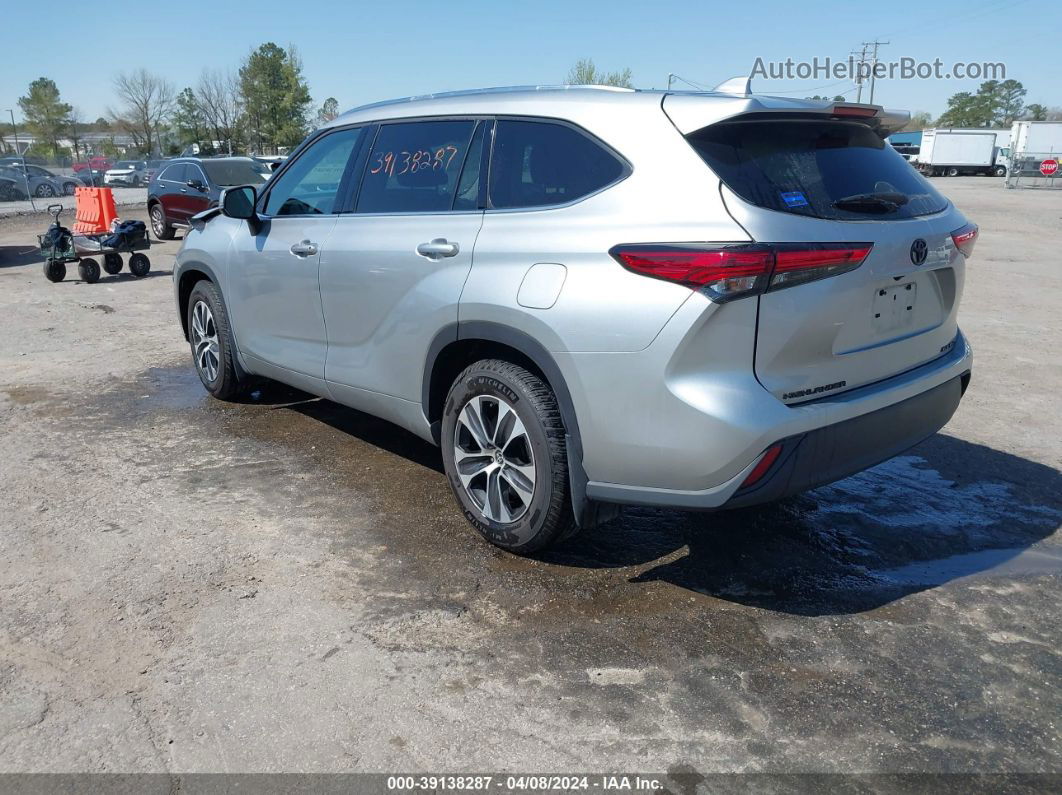 2021 Toyota Highlander Xle Silver vin: 5TDGZRBHXMS146890