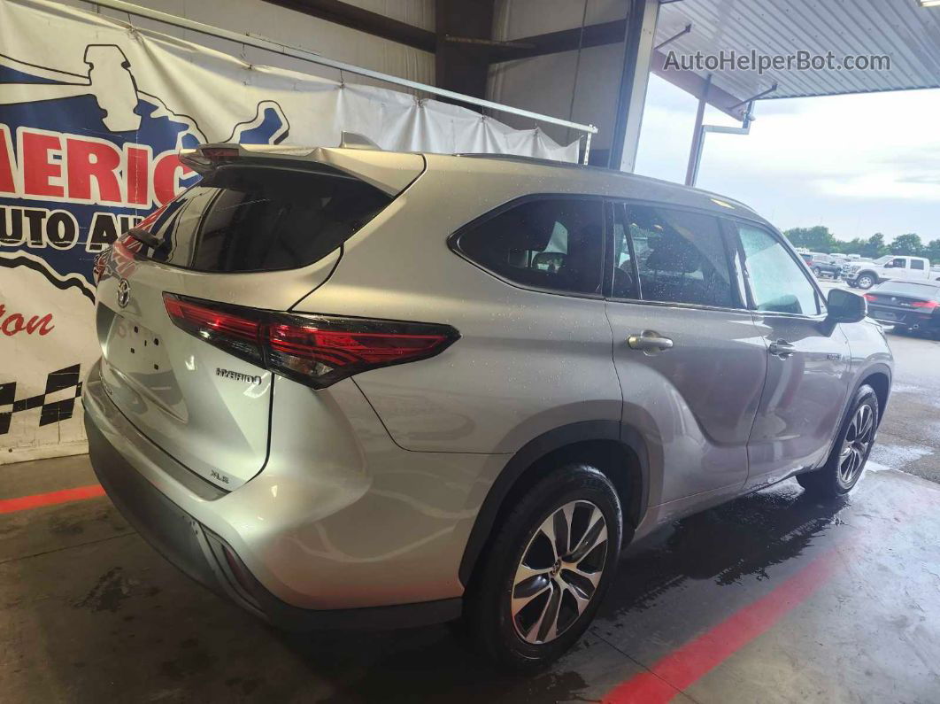 2021 Toyota Highlander Hybrid Xle vin: 5TDHARAH1MS011987