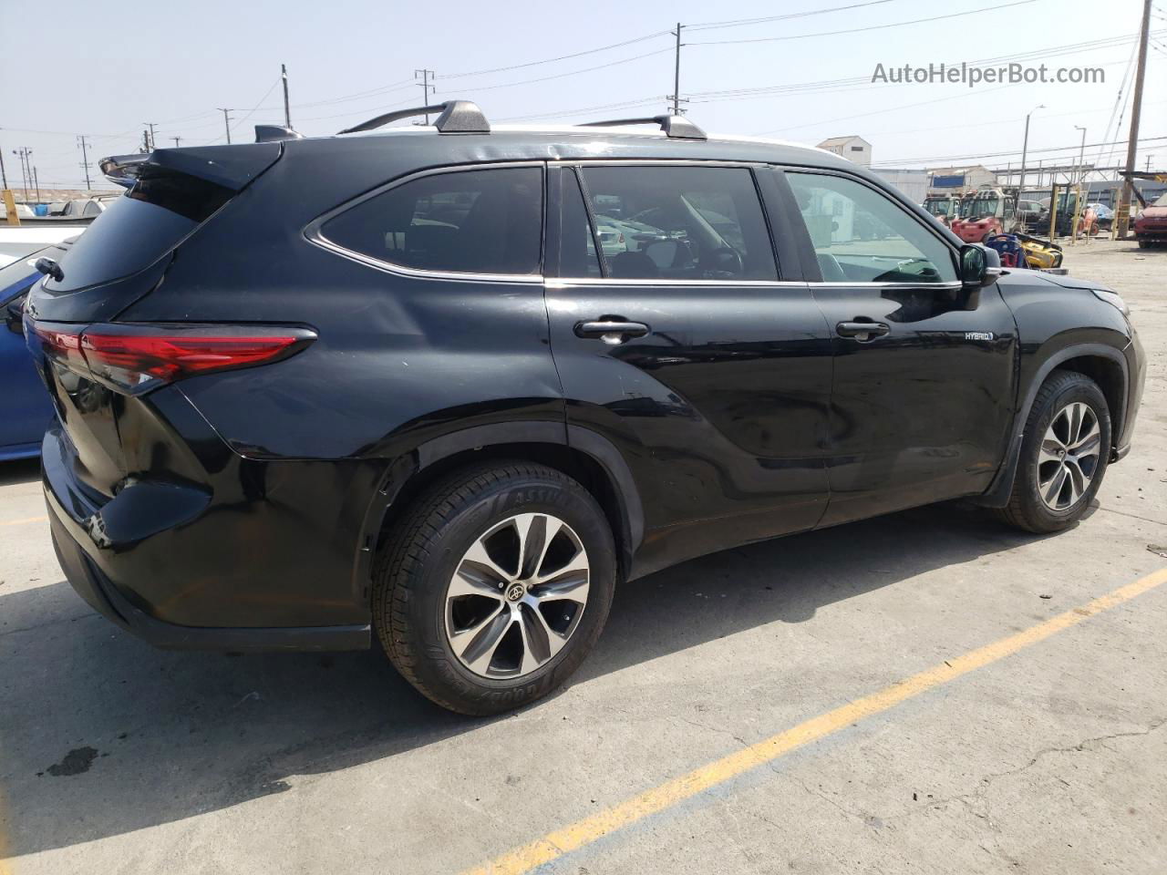 2021 Toyota Highlander Hybrid Xle Black vin: 5TDHARAH1MS507761