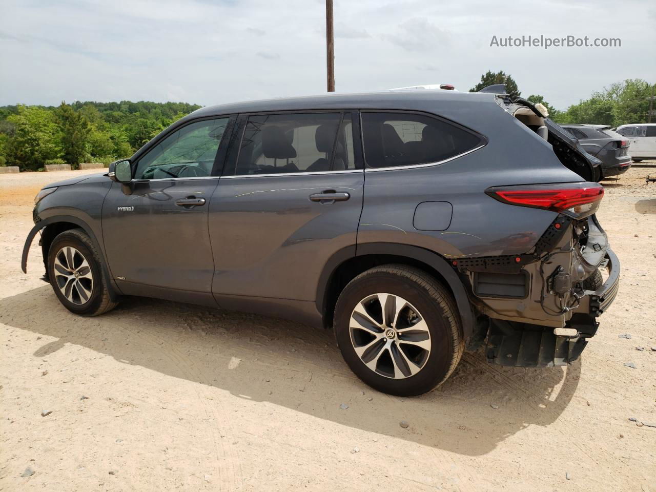 2021 Toyota Highlander Hybrid Xle Gray vin: 5TDHBRCH2MS517158