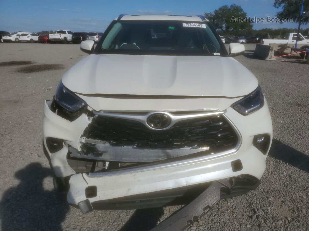 2021 Toyota Highlander Xle White vin: 5TDHZRAH1MS078002