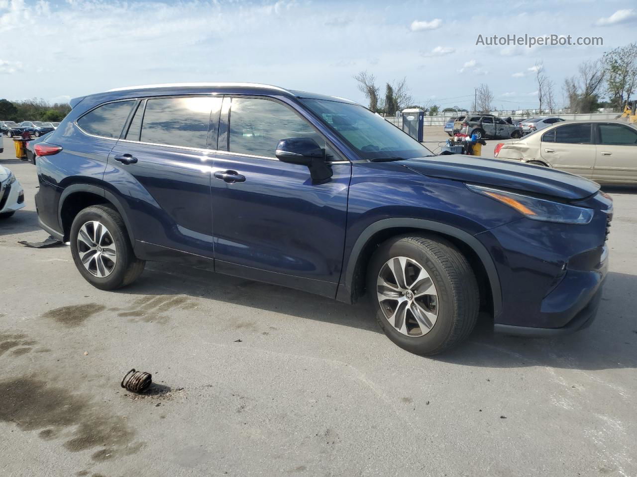 2021 Toyota Highlander Xle Blue vin: 5TDHZRAH5MS524409