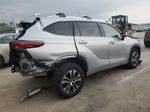 2021 Toyota Highlander Xle Silver vin: 5TDHZRBH7MS155082