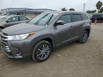 2019 Toyota Highlander Hybrid Серый vin: 5TDJGRFH9KS065818