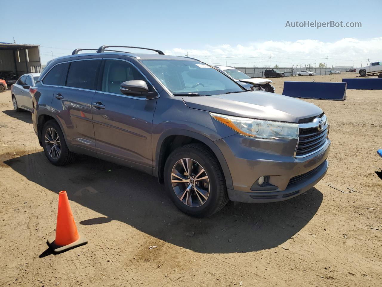 2016 Toyota Highlander Xle Gray vin: 5TDJKRFH0GS240771