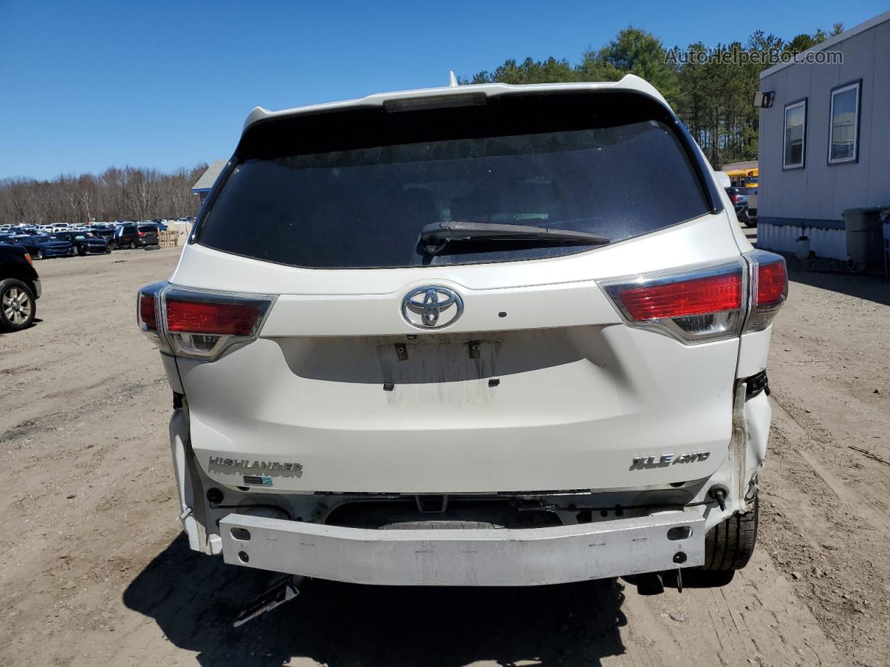 2016 Toyota Highlander Xle Белый vin: 5TDJKRFH0GS330938