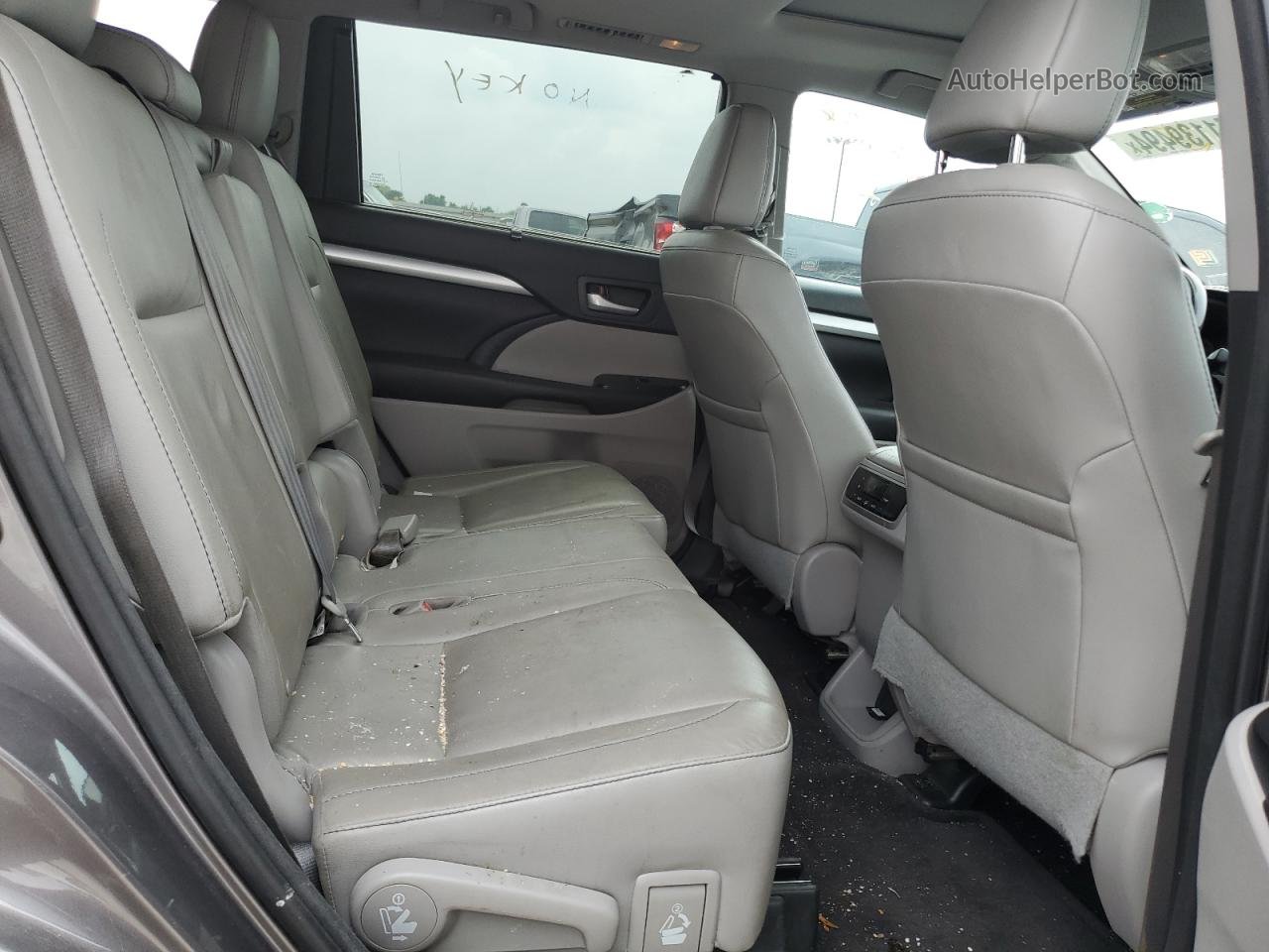 2016 Toyota Highlander Xle Серый vin: 5TDJKRFH3GS504131