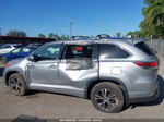 2016 Toyota Highlander Xle V6 Silver vin: 5TDJKRFHXGS306632