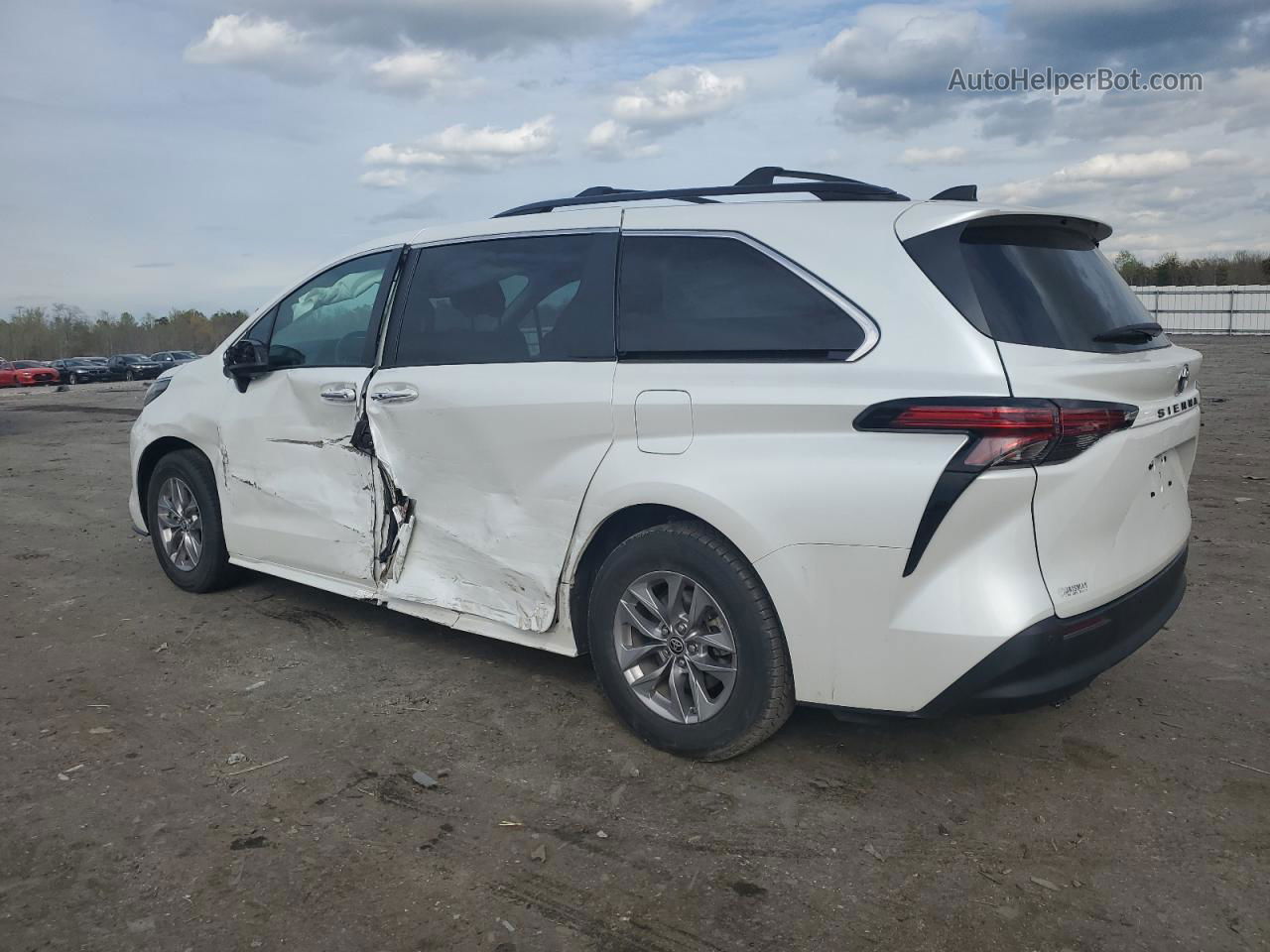 2022 Toyota Sienna Xle White vin: 5TDJRKEC2NS084870