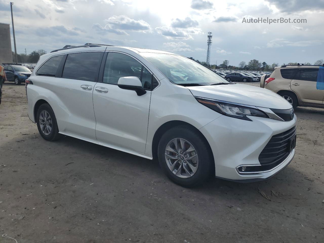 2022 Toyota Sienna Xle White vin: 5TDJRKEC2NS084870