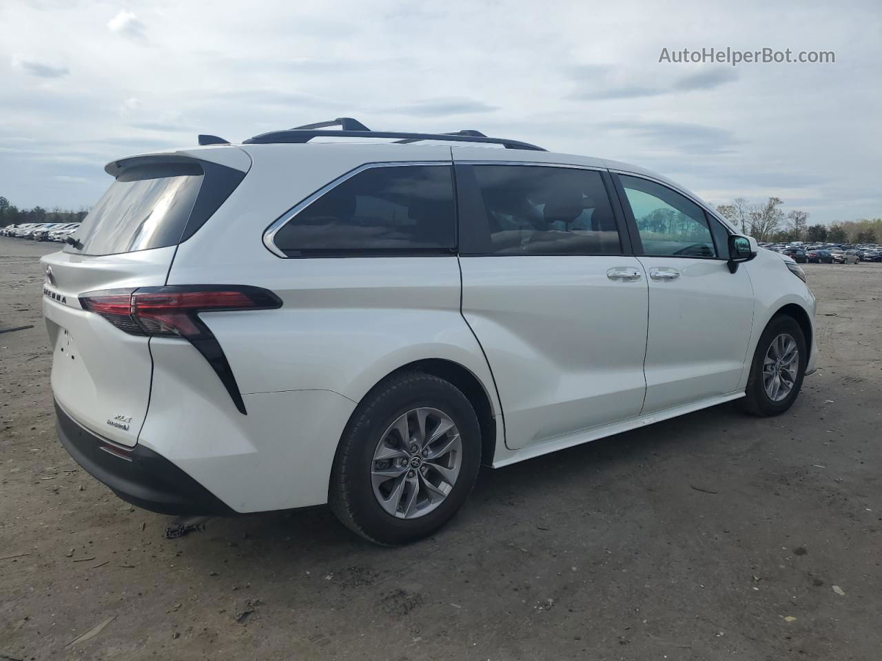 2022 Toyota Sienna Xle White vin: 5TDJRKEC2NS084870