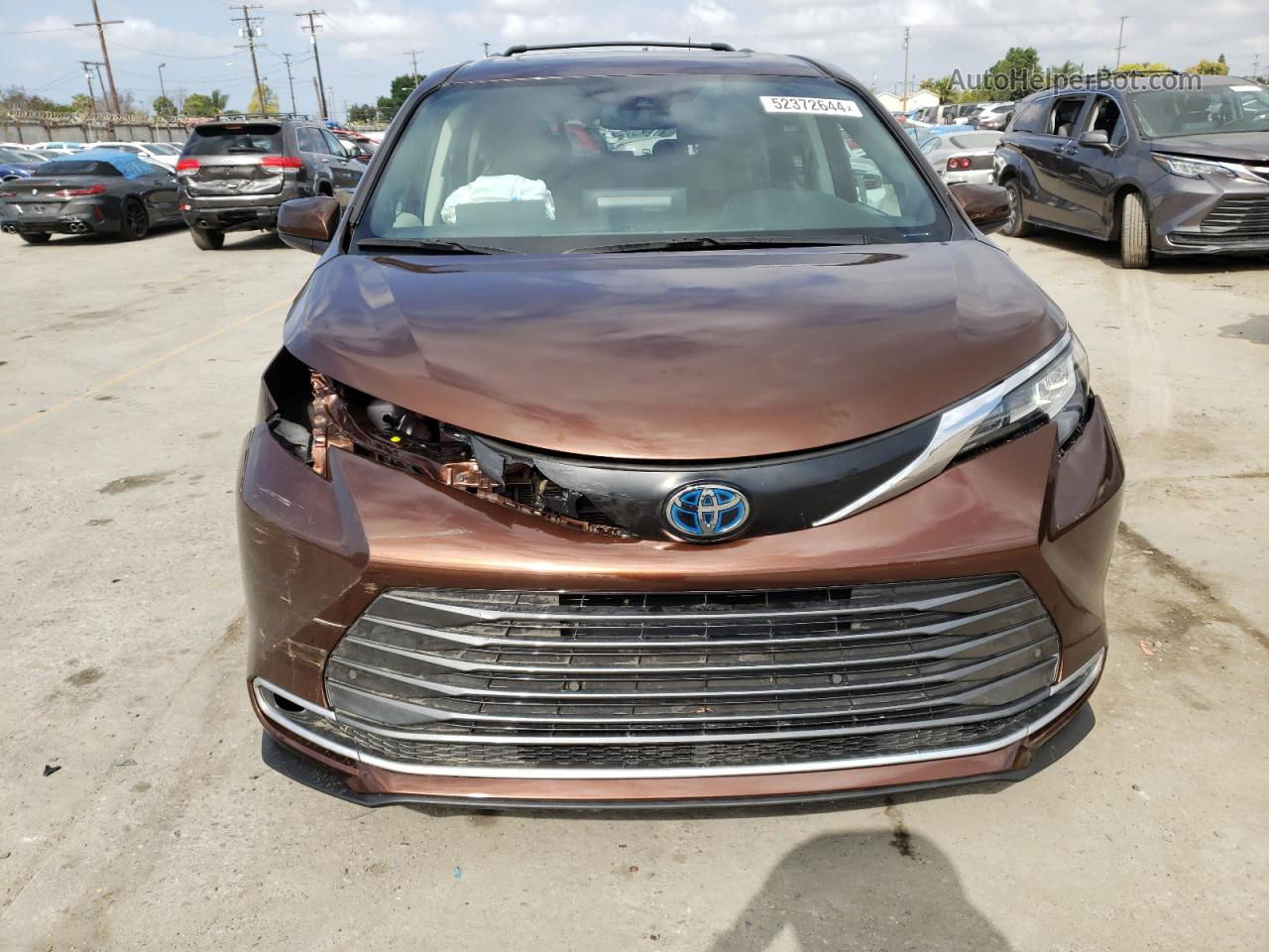 2022 Toyota Sienna Xle Brown vin: 5TDJRKEC7NS090079