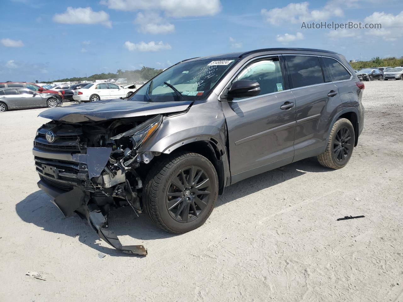 2019 Toyota Highlander Se Серый vin: 5TDJZRFH0KS621590