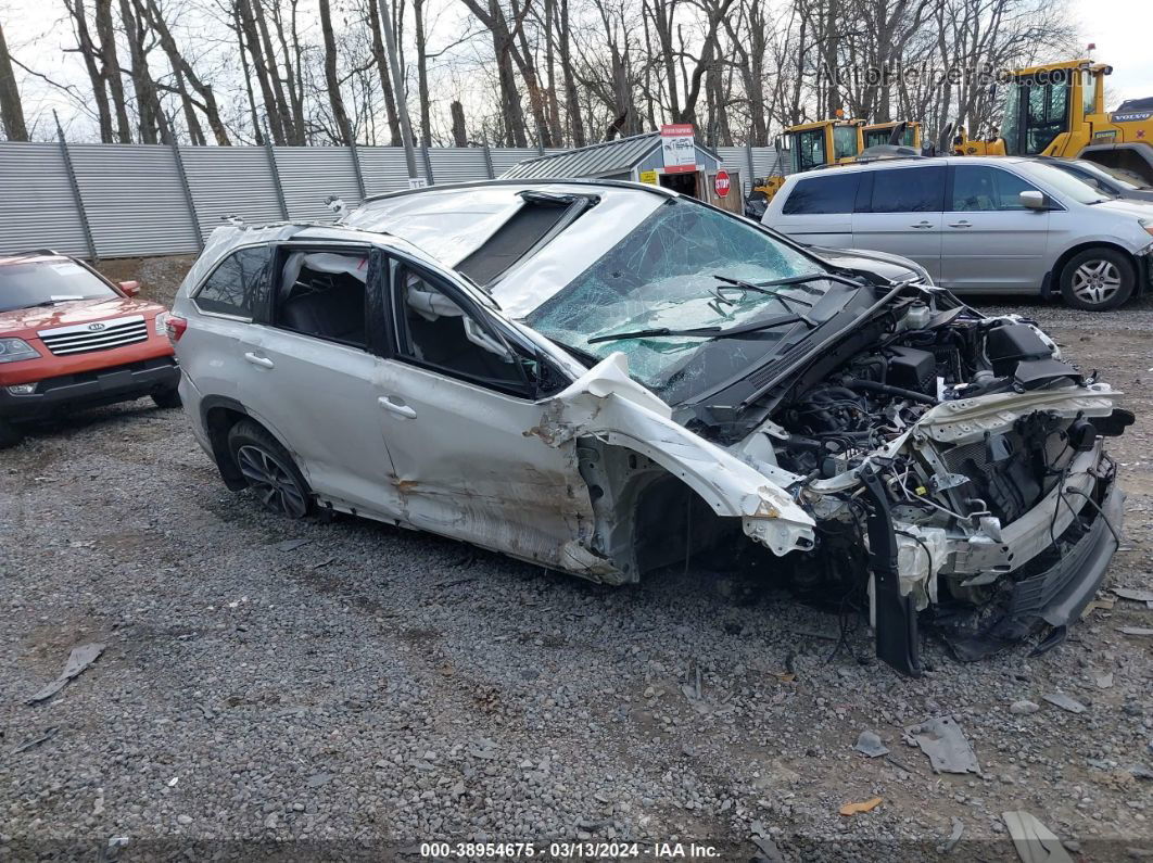 2019 Toyota Highlander Xle Белый vin: 5TDJZRFH0KS627972