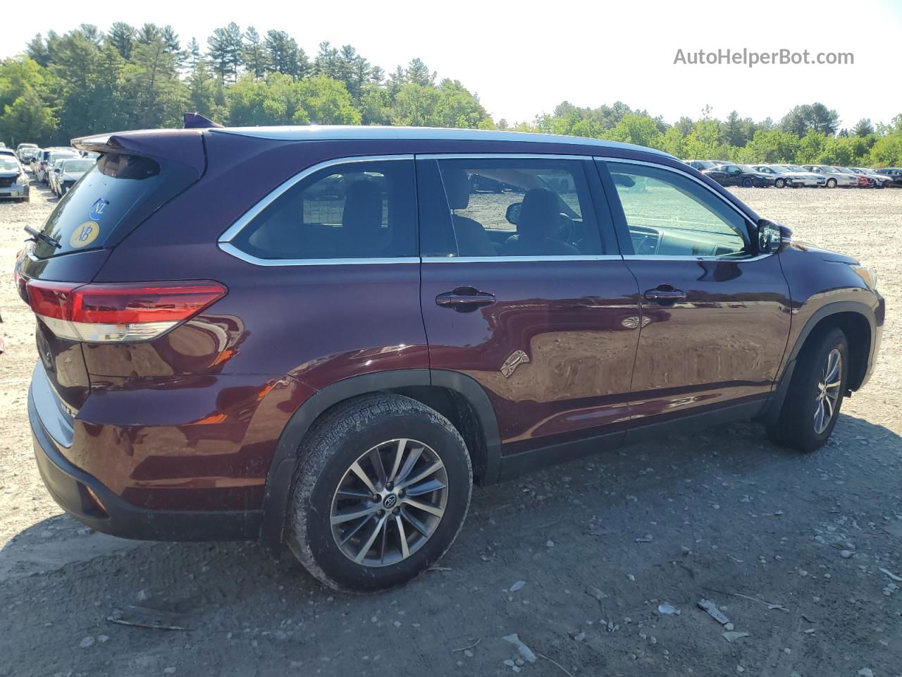 2019 Toyota Highlander Se Maroon vin: 5TDJZRFH0KS977876