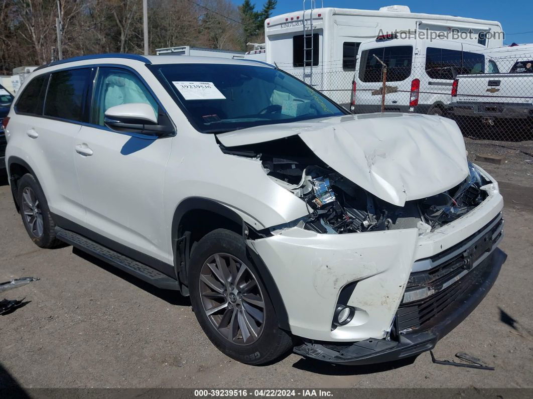 2019 Toyota Highlander Xle White vin: 5TDJZRFH2KS588124