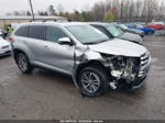 2019 Toyota Highlander Xle Серебряный vin: 5TDJZRFH2KS725403