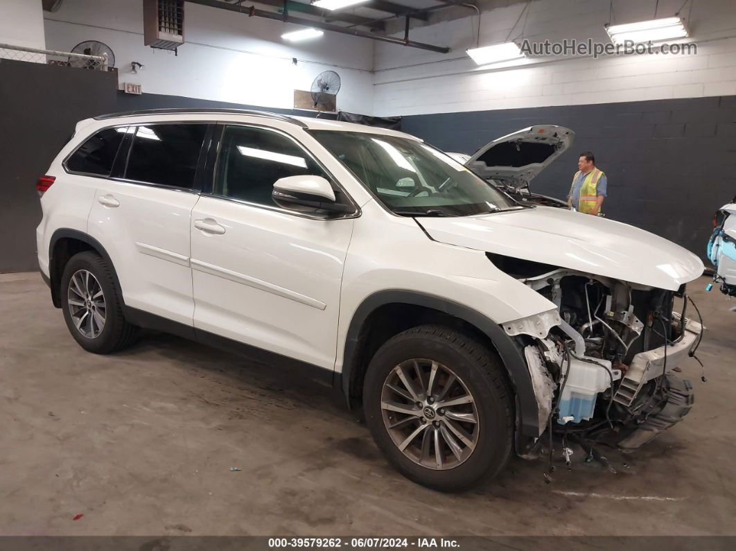 2019 Toyota Highlander Xle White vin: 5TDJZRFH3KS574359