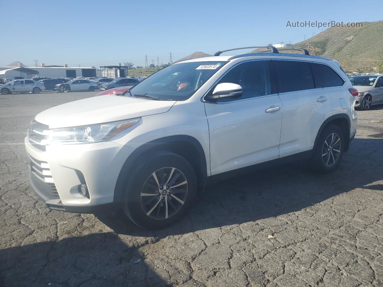 2019 Toyota Highlander Se White vin: 5TDJZRFH3KS949814