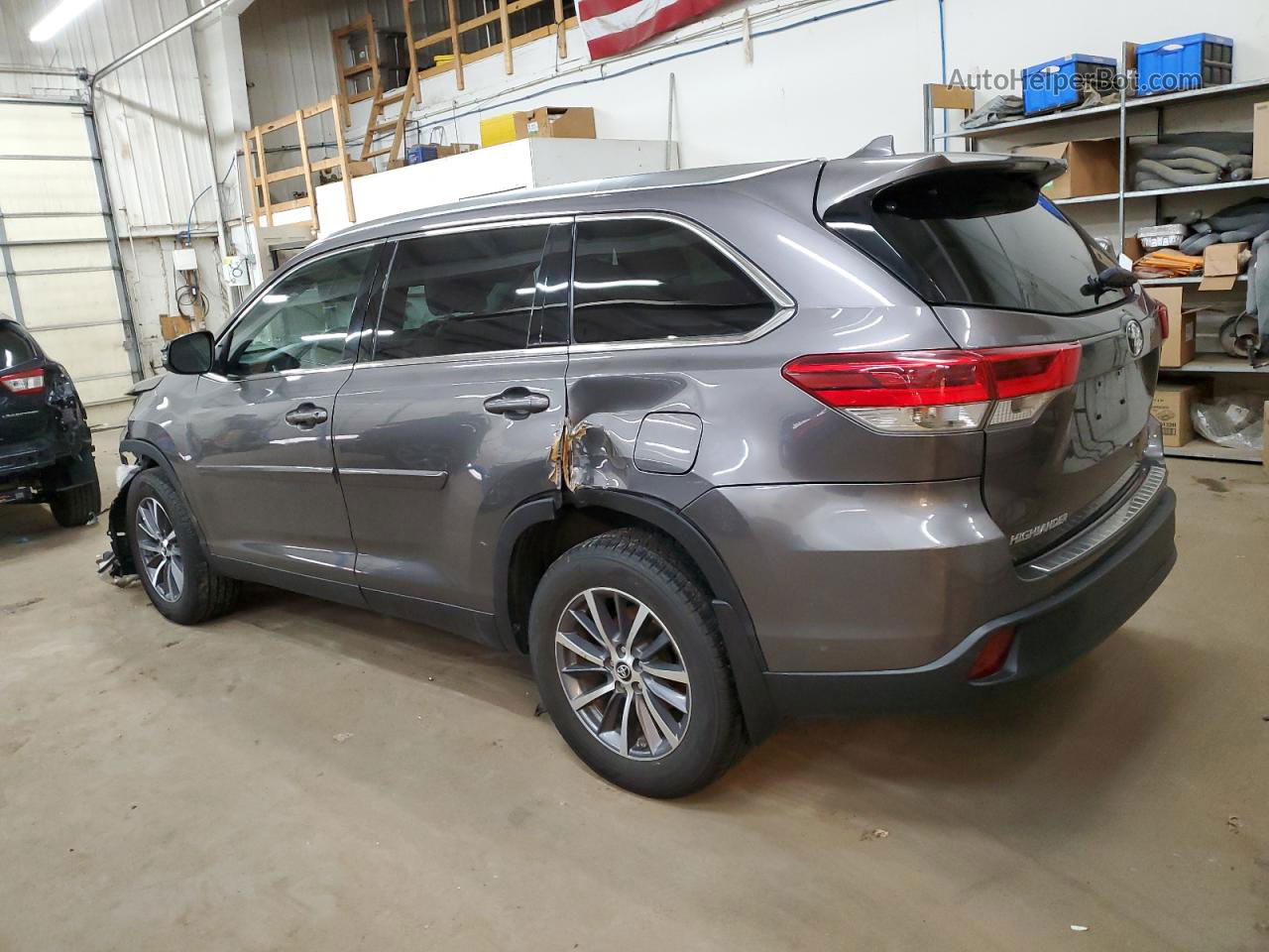 2019 Toyota Highlander Se Gray vin: 5TDJZRFH4KS575570