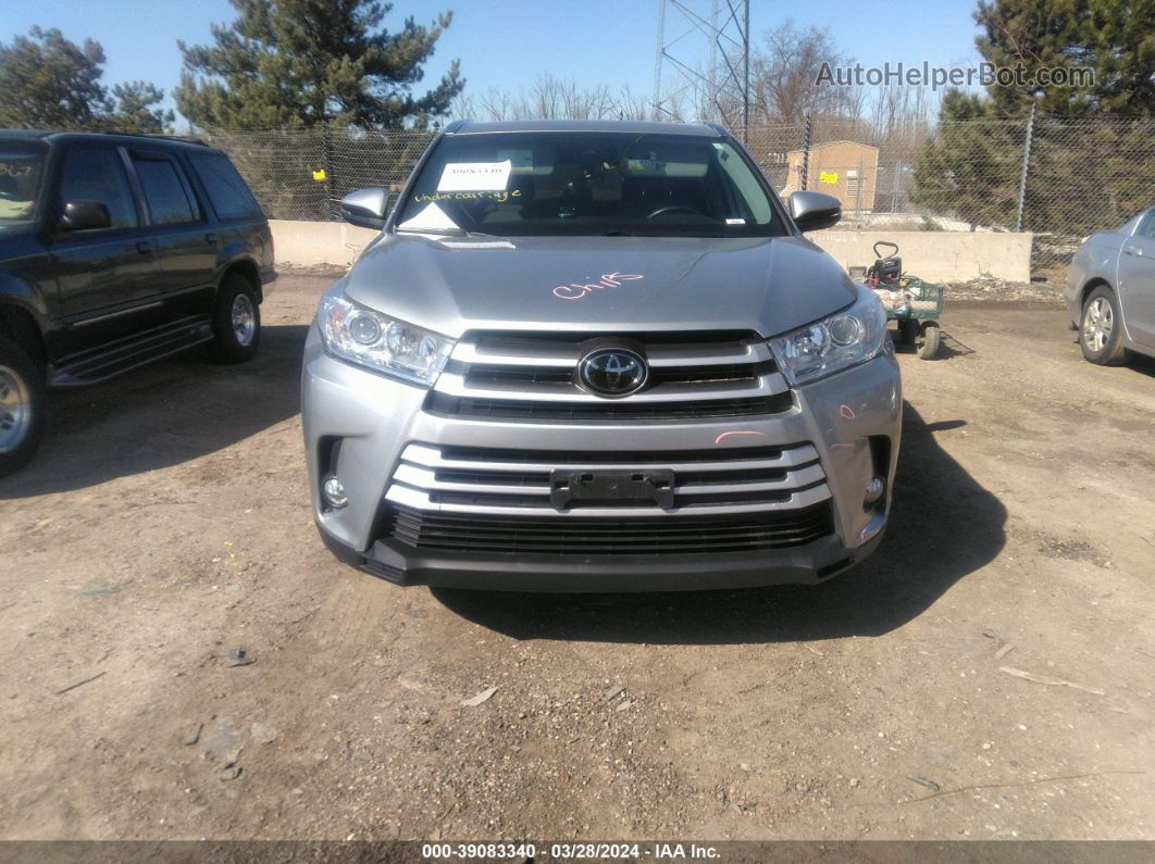 2019 Toyota Highlander Xle Gray vin: 5TDJZRFH4KS588545