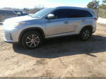 2019 Toyota Highlander Xle Gray vin: 5TDJZRFH4KS588545