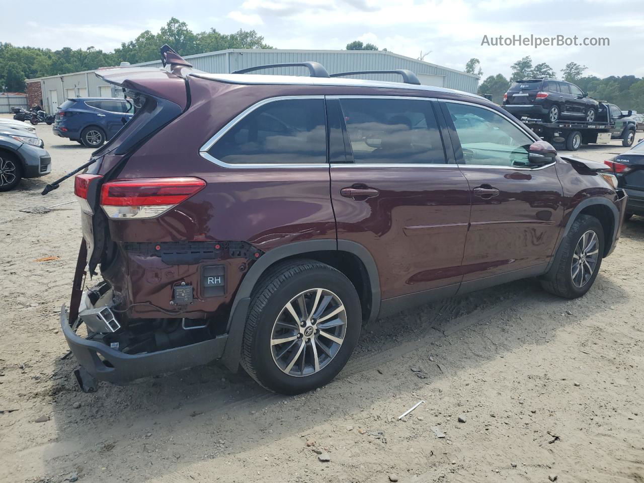 2019 Toyota Highlander Se Burgundy vin: 5TDJZRFH6KS740213