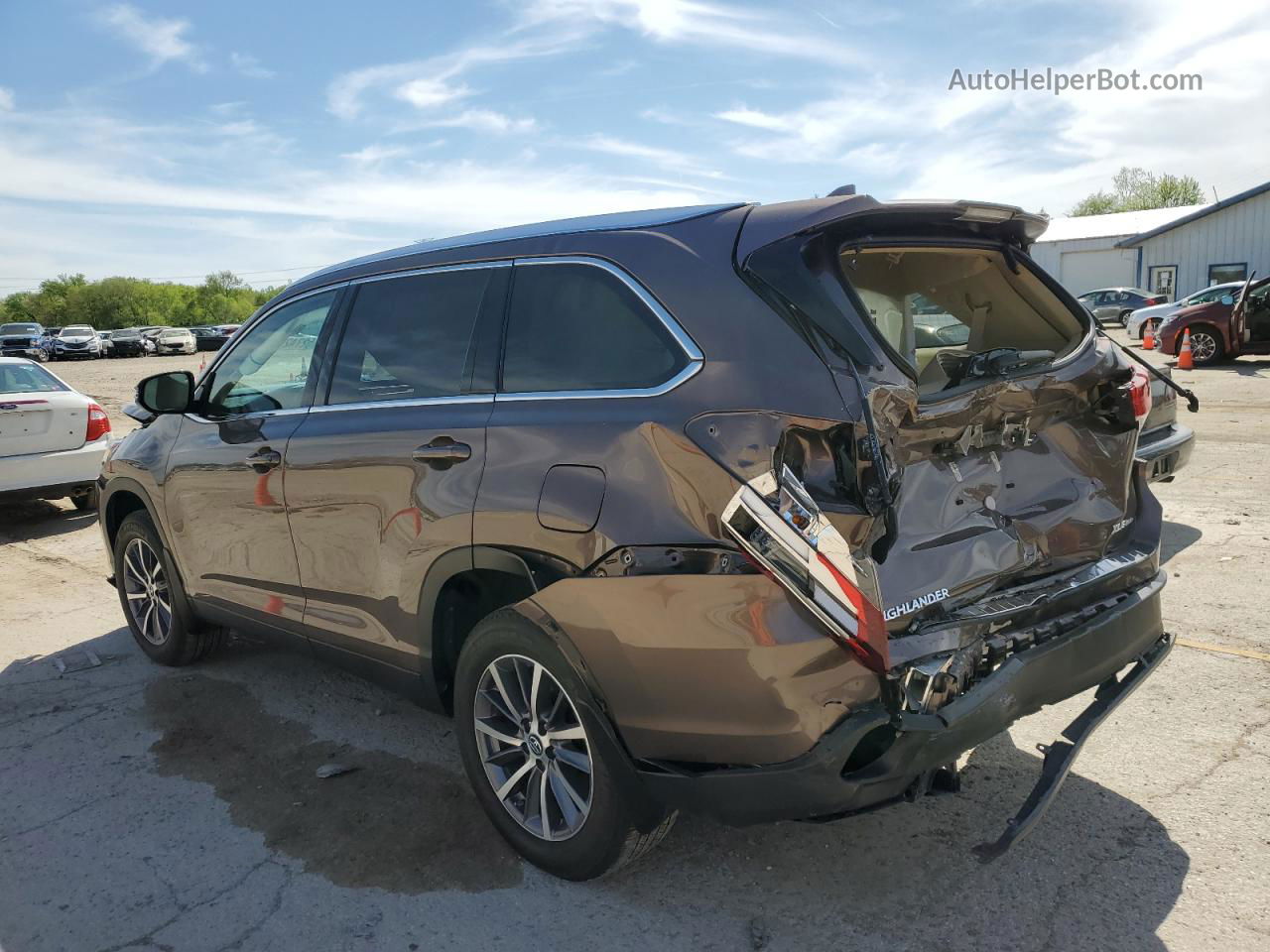 2019 Toyota Highlander Se Brown vin: 5TDJZRFH6KS939374