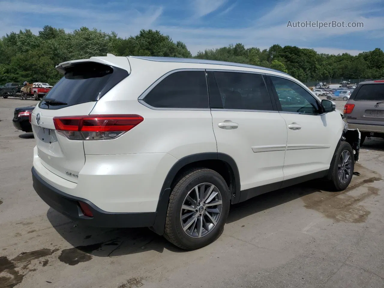 2019 Toyota Highlander Se Белый vin: 5TDJZRFH8KS623393