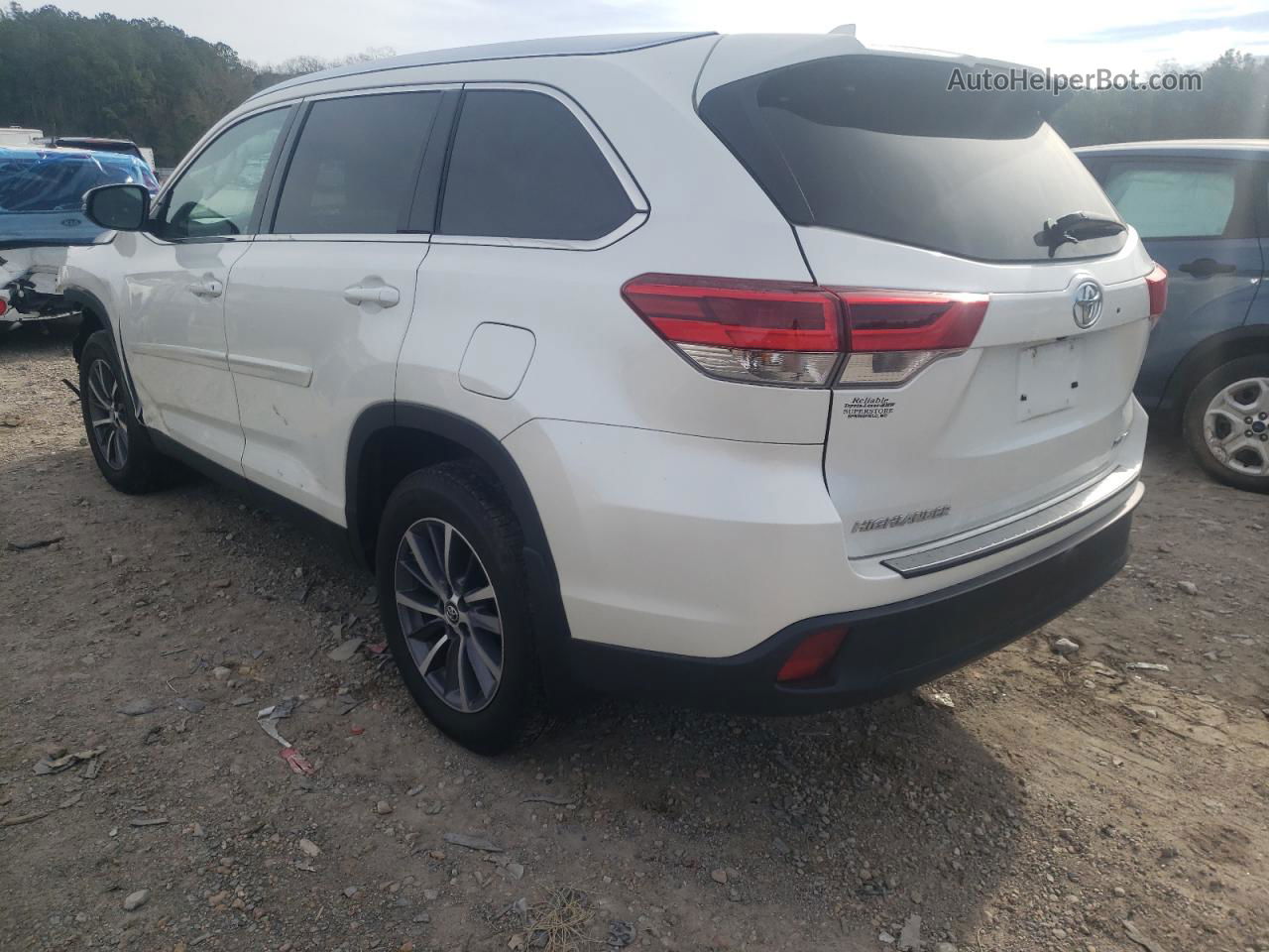 2019 Toyota Highlander Se White vin: 5TDJZRFH9KS708940