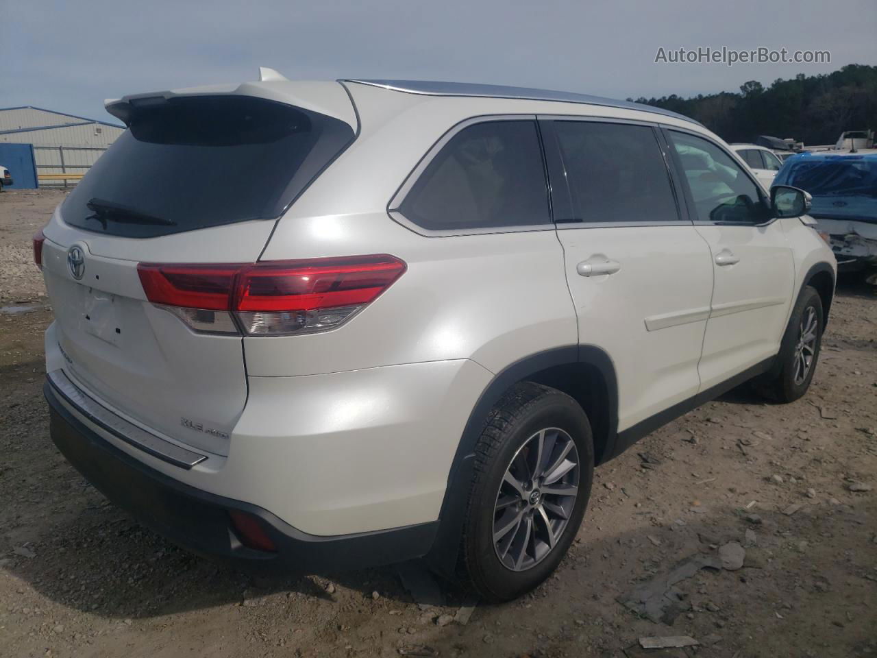 2019 Toyota Highlander Se Белый vin: 5TDJZRFH9KS708940