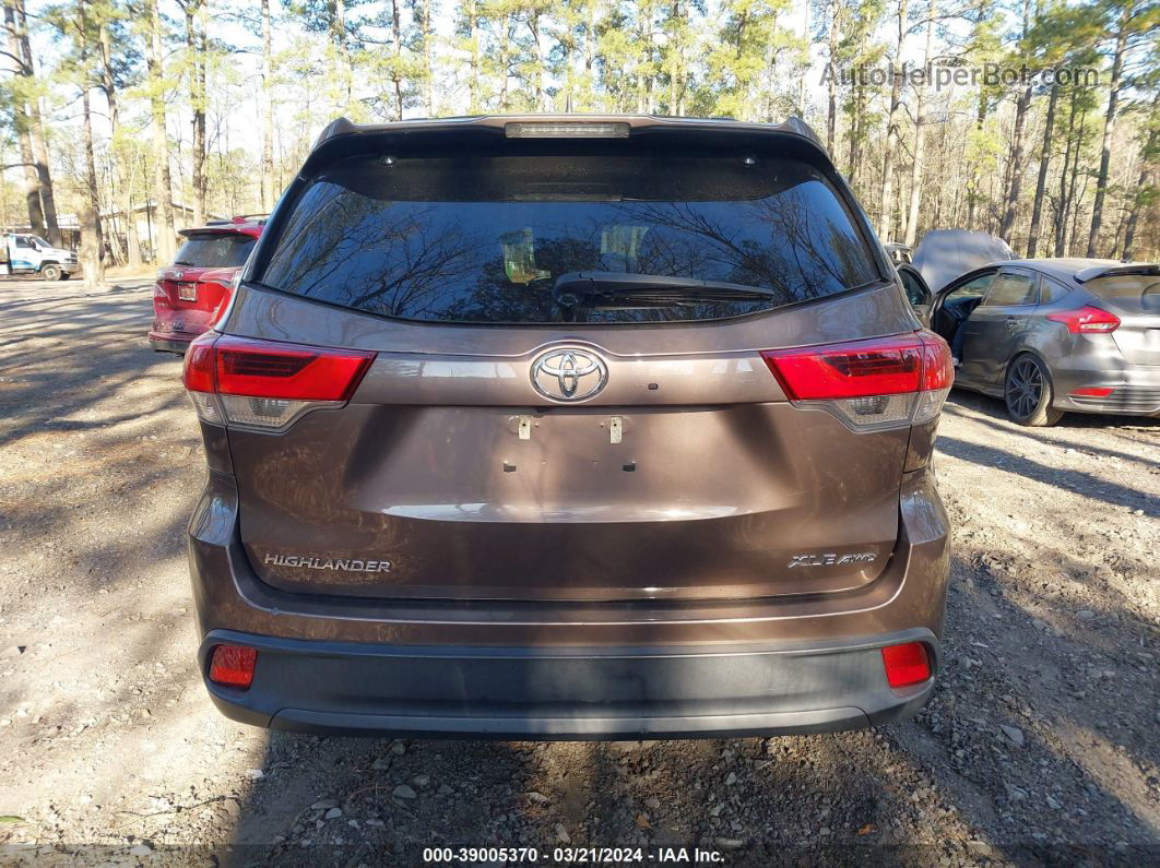 2019 Toyota Highlander Xle Brown vin: 5TDJZRFH9KS987905