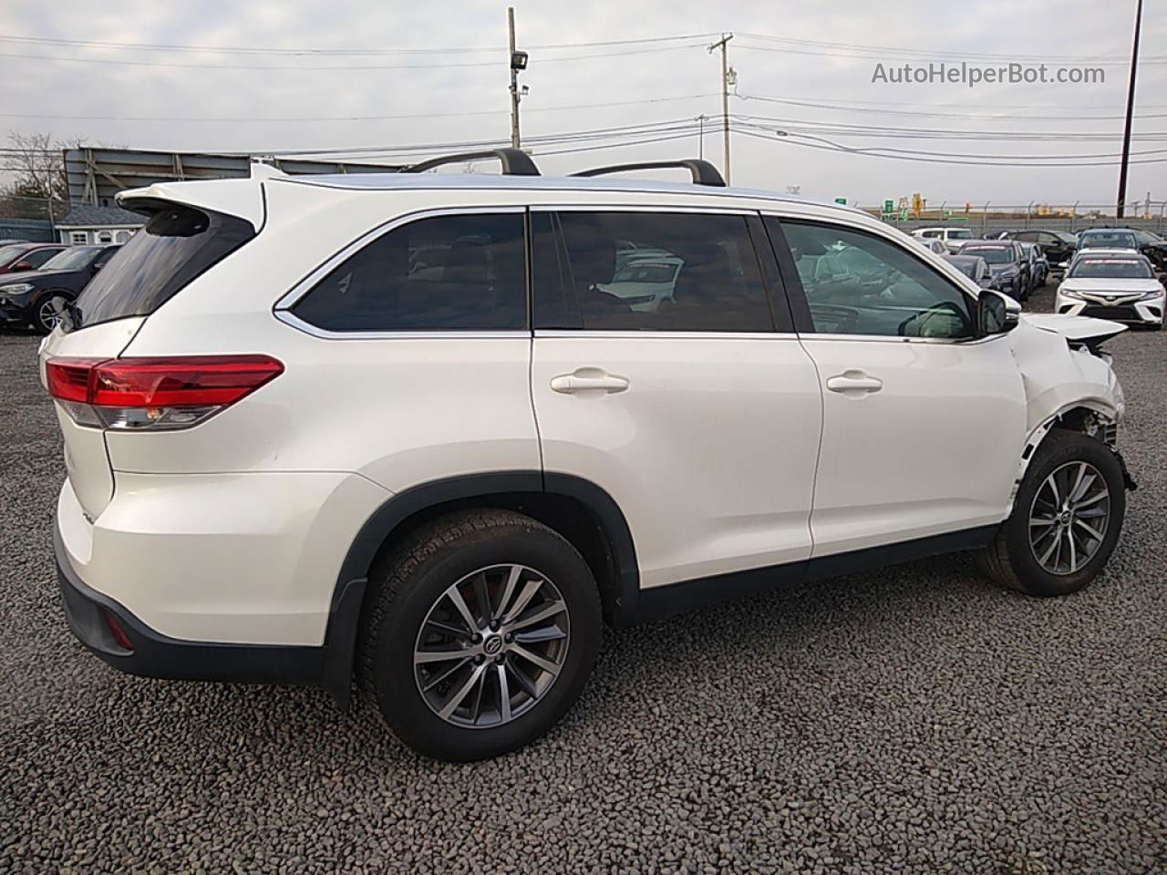 2019 Toyota Highlander Se Белый vin: 5TDJZRFHXKS576982