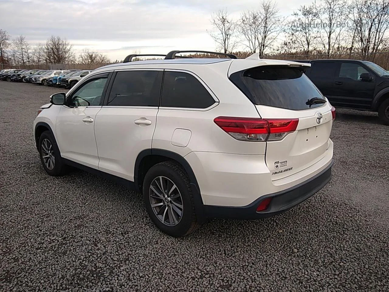 2019 Toyota Highlander Se Белый vin: 5TDJZRFHXKS576982