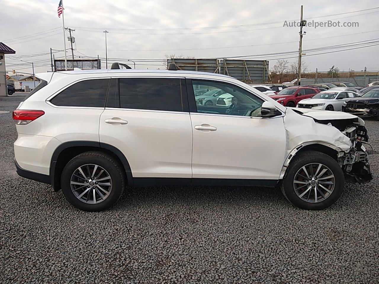 2019 Toyota Highlander Se Белый vin: 5TDJZRFHXKS576982