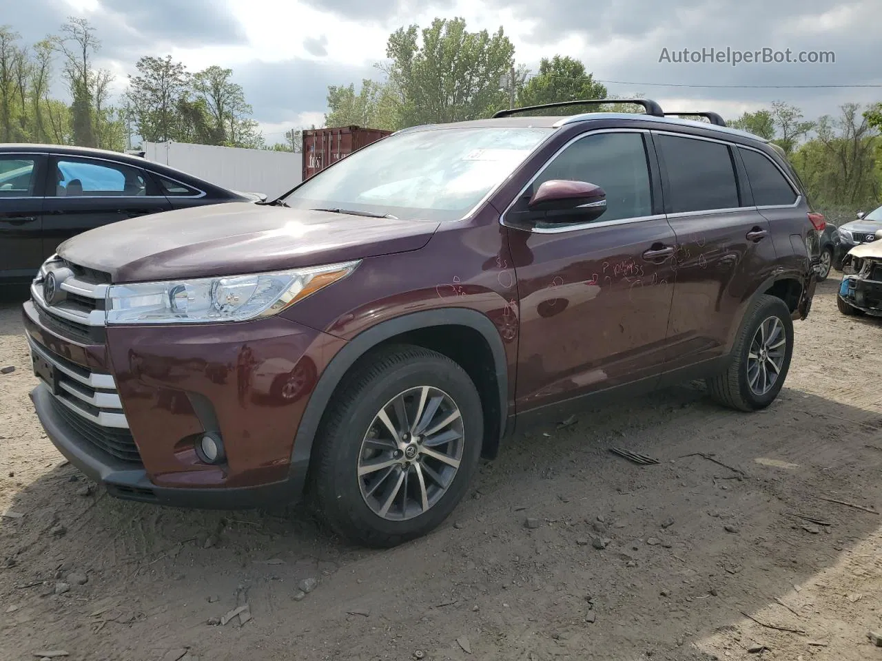 2019 Toyota Highlander Se Burgundy vin: 5TDJZRFHXKS729778