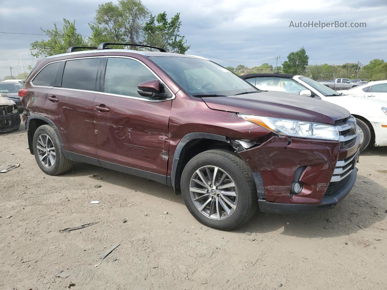 2019 Toyota Highlander Se Burgundy vin: 5TDJZRFHXKS729778