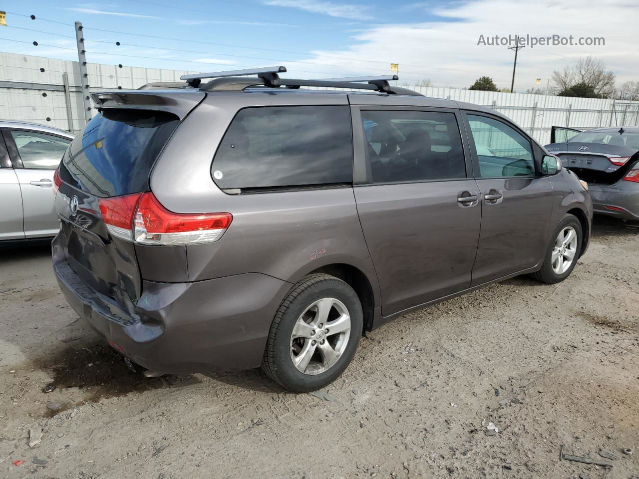 2014 Toyota Sienna Le Charcoal vin: 5TDKK3DC0ES441222