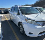 2015 Toyota Sienna Le 8 Passenger vin: 5TDKK3DC1FS594712