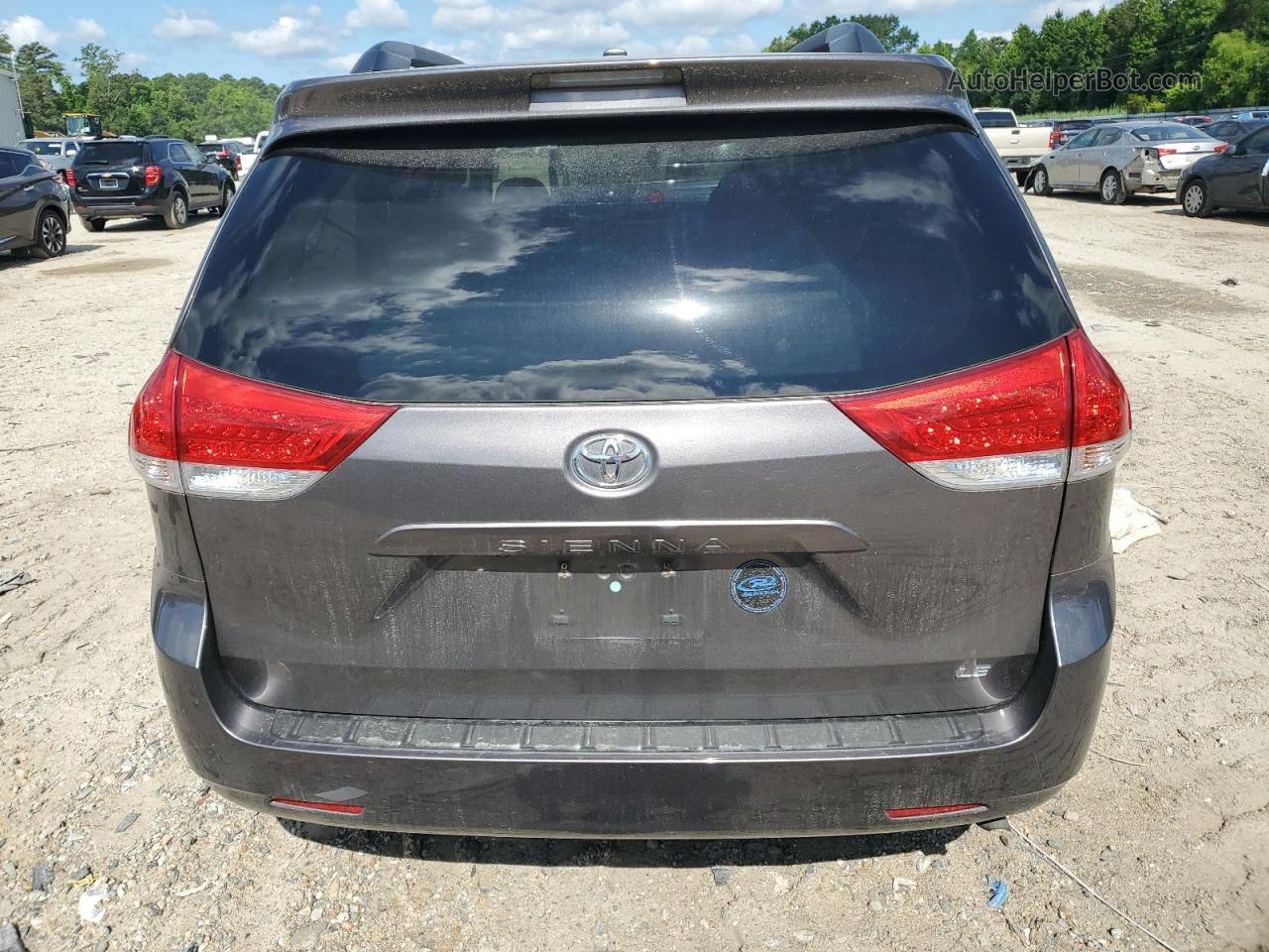 2014 Toyota Sienna Le Gray vin: 5TDKK3DC2ES481902