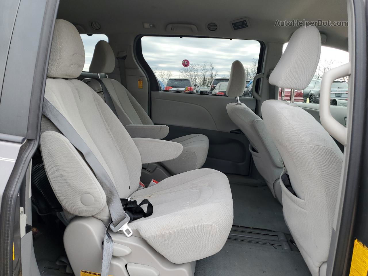 2014 Toyota Sienna Le Серый vin: 5TDKK3DC2ES495010