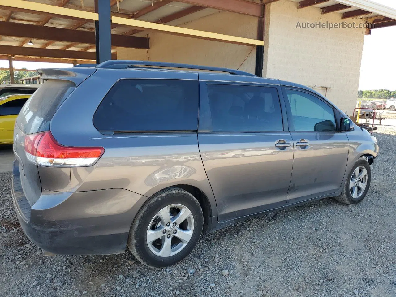 2014 Toyota Sienna Le Серый vin: 5TDKK3DC3ES417478