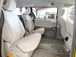 2014 Toyota Sienna Le Серый vin: 5TDKK3DC3ES492732