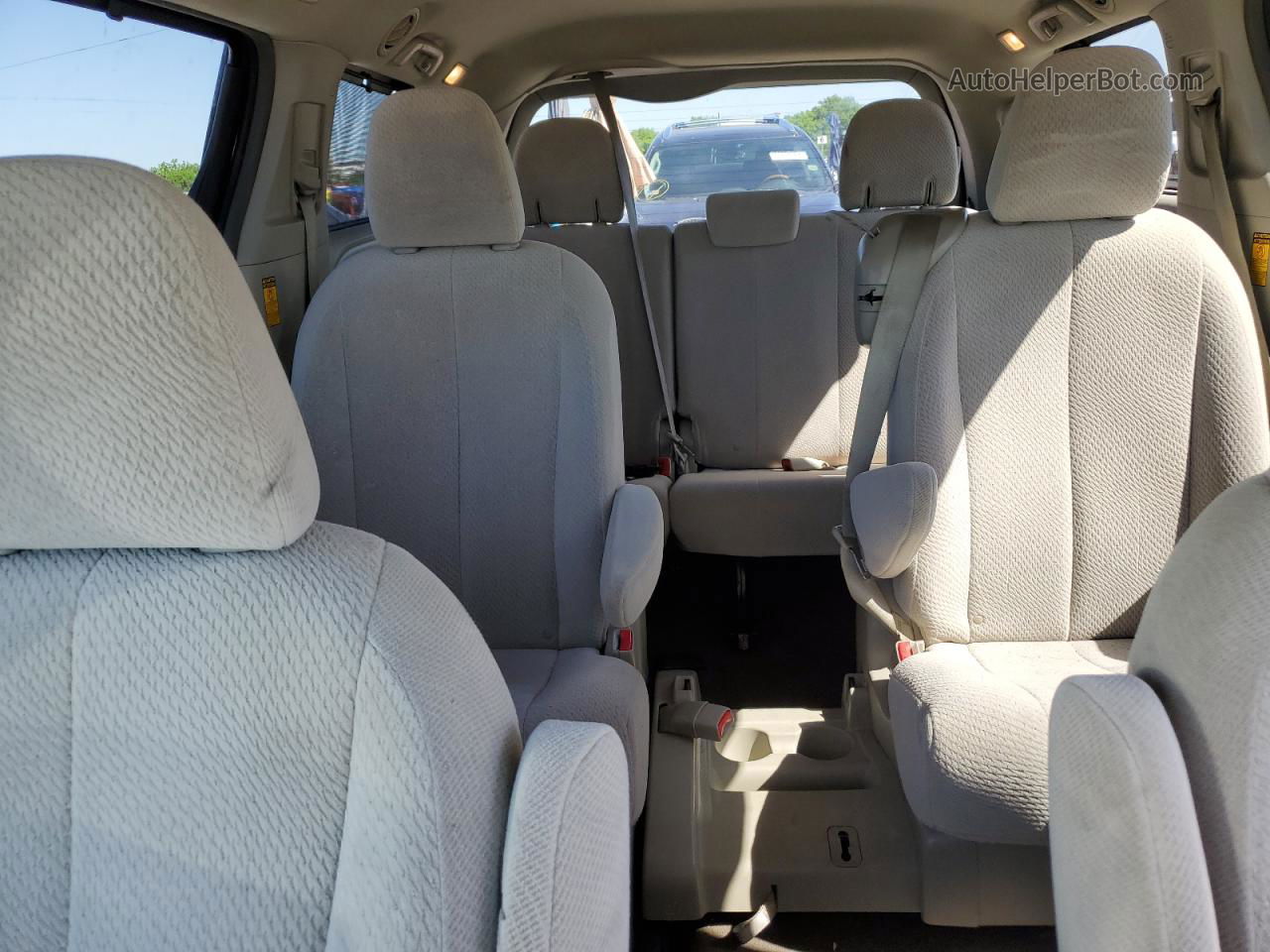 2014 Toyota Sienna Le Темно-бордовый vin: 5TDKK3DC4ES469489