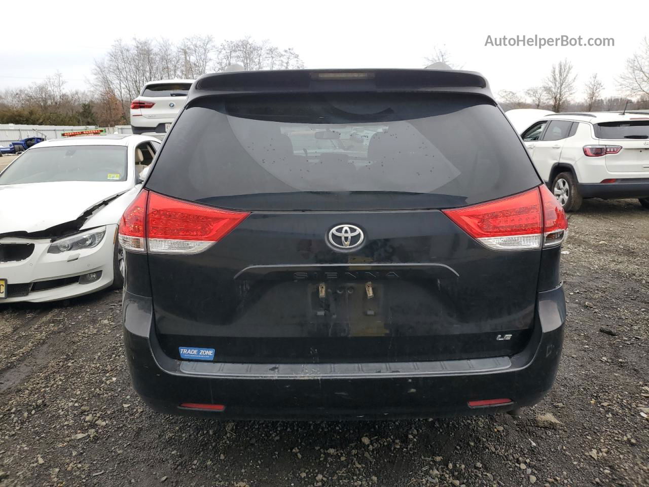 2014 Toyota Sienna Le Black vin: 5TDKK3DC4ES514558