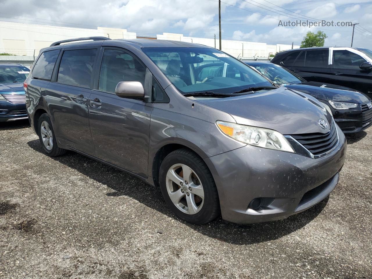 2014 Toyota Sienna Le Gray vin: 5TDKK3DC5ES418714