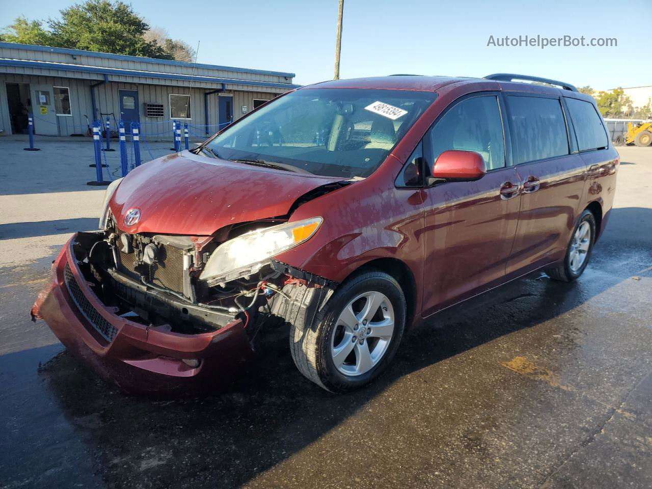 2014 Toyota Sienna Le Бордовый vin: 5TDKK3DC5ES426019