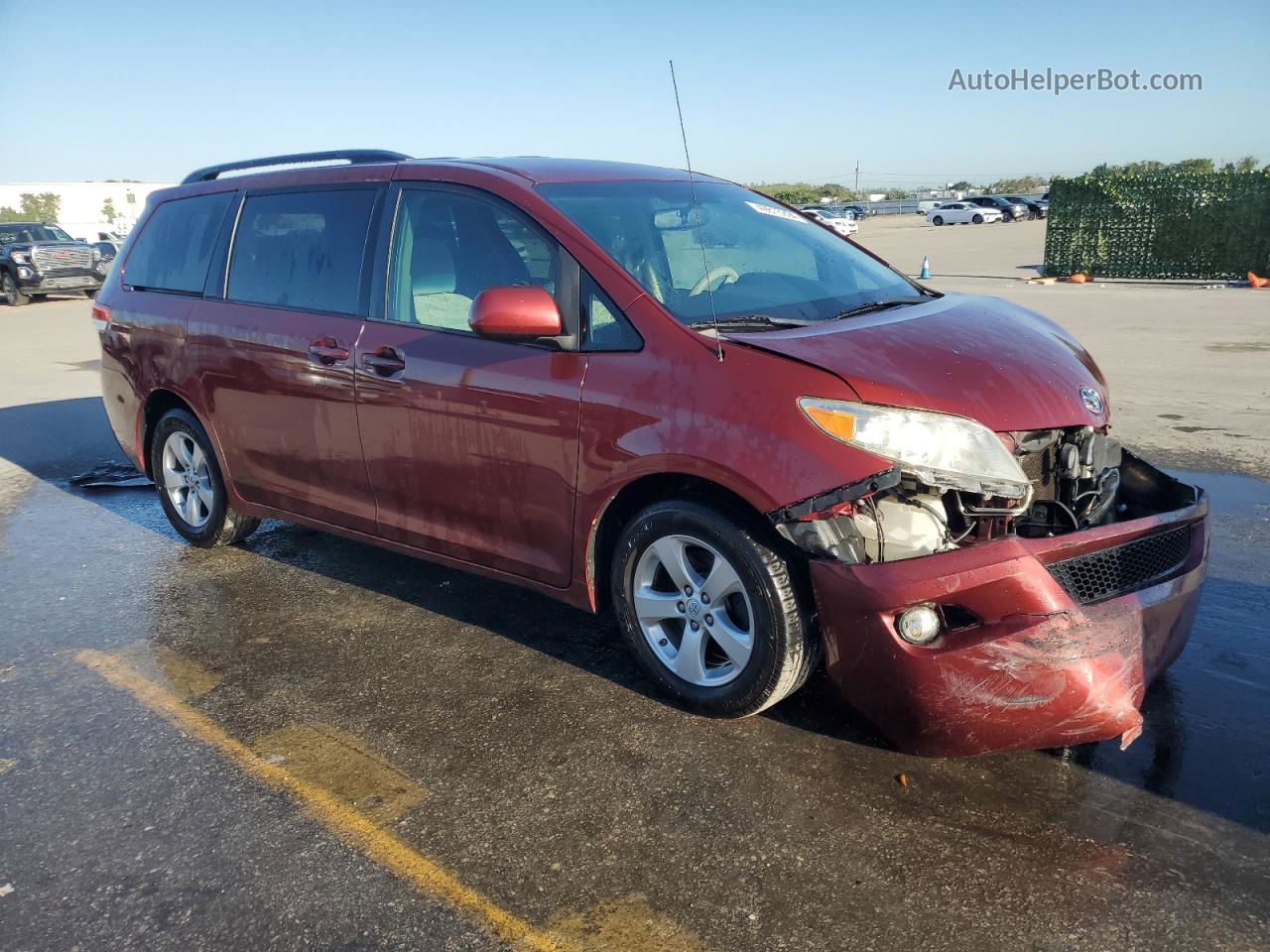 2014 Toyota Sienna Le Бордовый vin: 5TDKK3DC5ES426019