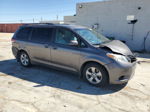 2014 Toyota Sienna Le Серый vin: 5TDKK3DC6ES417913